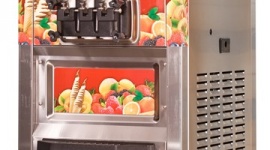 Nowy automat do świderków skrojony pod klienta BIZNES, Firma - Firma Hard-Ice, czołowy polski producent automatów do lodowych świderków, wprowadza na rynek maszynę, na którą czekało wielu lodziarzy i restauratorów.
