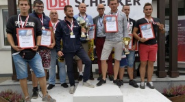 Kierowcy na medal BIZNES, Firma - W wydarzeniu zorganizowanym przez DB Schenker kierowcy rywalizowali w ruchu drogowym i na placu manewrowym. Doskonalili też zasady udzielania pierwszej pomocy.