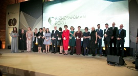 Rusza X, jubileuszowa edycja konkursu Sukces Pisany Szminką Bizneswoman Roku! BIZNES, Firma - Już po raz 10. Sukces Pisany Szminką szuka najlepszych przedsiębiorczyń w Polsce. W X – jubileuszowej edycji – na kandydatki i kandydatów czeka aż 10 kategorii i cenne nagrody.