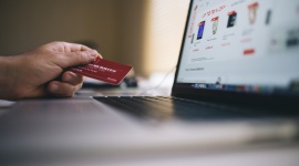 Jak usprawnić sklep internetowy? BIZNES, Firma - Silna konkurencja pomiędzy sklepami internetowymi sprawia, że klienci są coraz bardziej wymagający i coraz mniej niedociągnięć są w stanie wybaczyć.