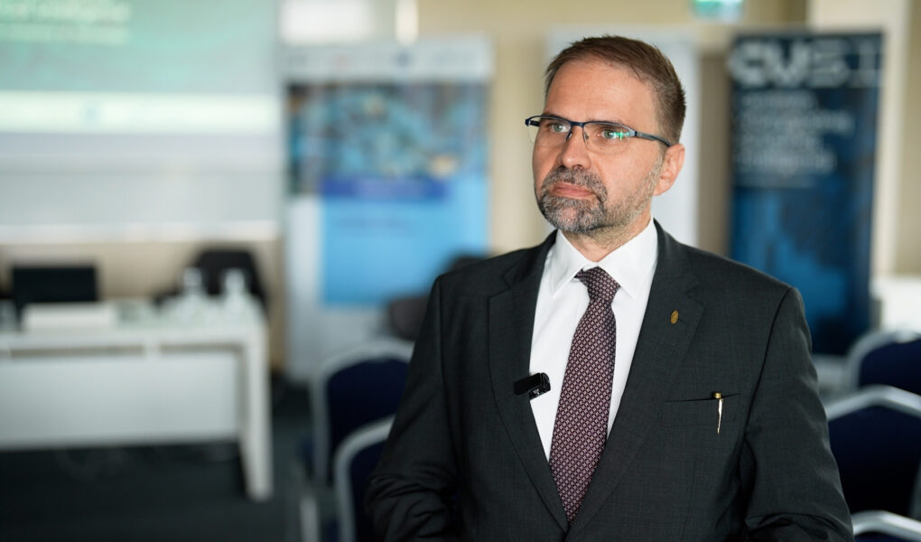 Naukowcy będą pracować nad zwiększeniem wiarygodności sztucznej inteligencji. W Warszawie powstał nowy ośrodek badawczy
