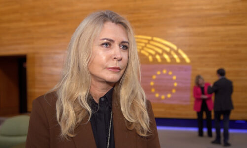 Początkujący kierowcy pod specjalnym nadzorem. Będą dla nich surowsze przepisy i kary