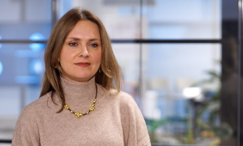 Seniorzy są najszybciej rosnącą grupą opiekunów zwierząt domowych. Czworonogi wspierają ich zdrowie fizyczne i psychiczne